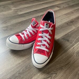 Red Converse